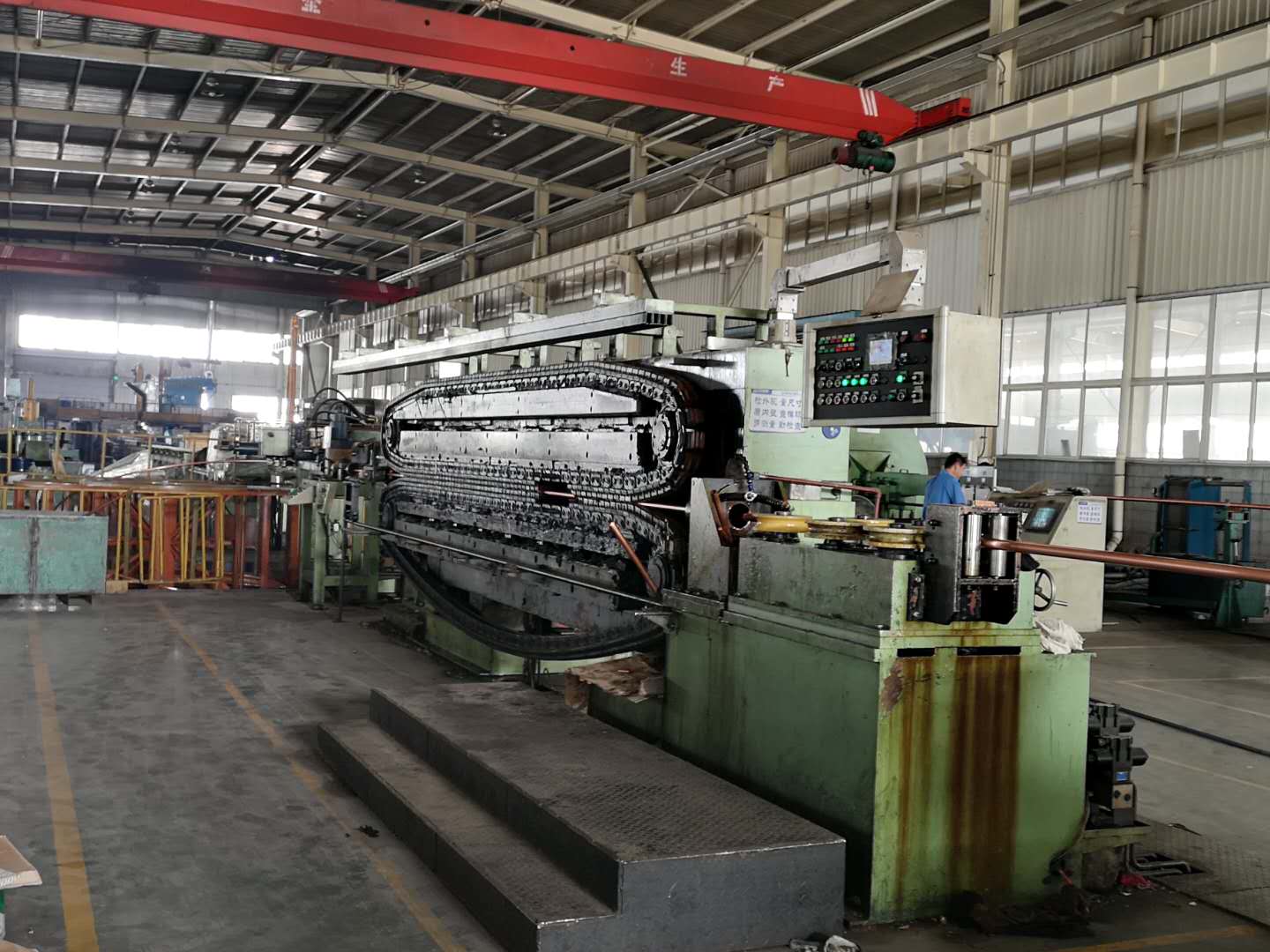 銅管生產(chǎn)現場(chǎng)-三聯(lián)軋機